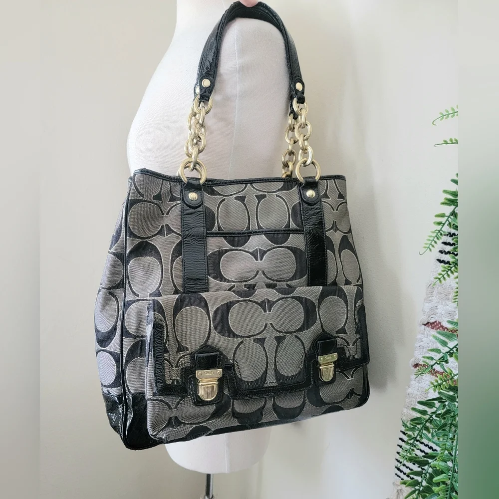 Coach vintage style gold chain pockets shoulder tote bag